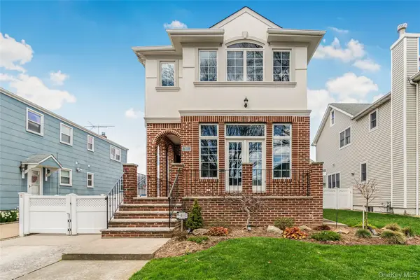 813 5th Avenue, New Hyde Park, NY 11040