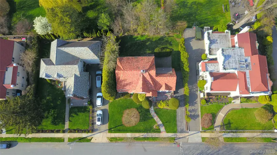 930 Grant Avenue, Pelham, NY 10803 - #2