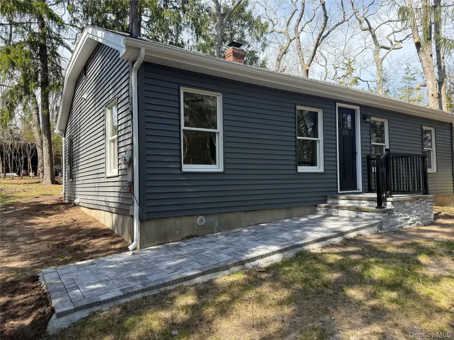 2288 River Road, Calverton, NY 11933 - #2