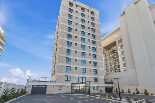 50 W Broadway #1001, Long Beach, NY 11561