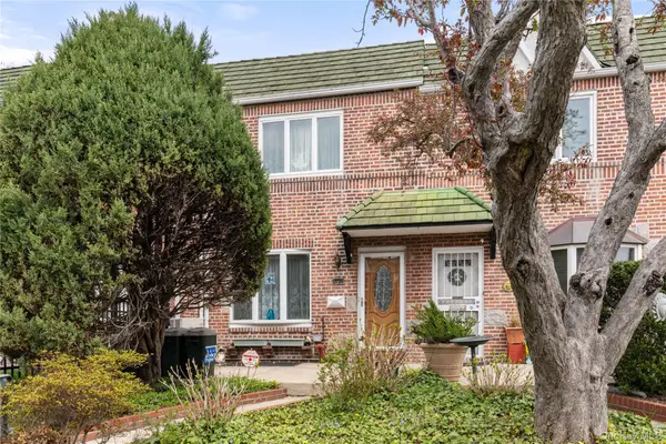 61-09 77 Street, Middle Village, NY 11379