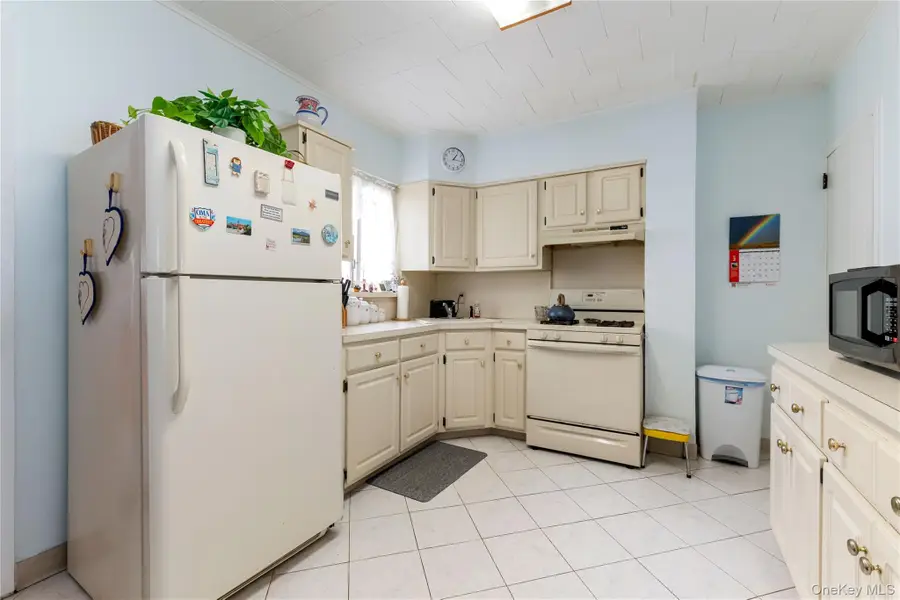 61-09 77 Street, Middle Village, NY 11379 - #2