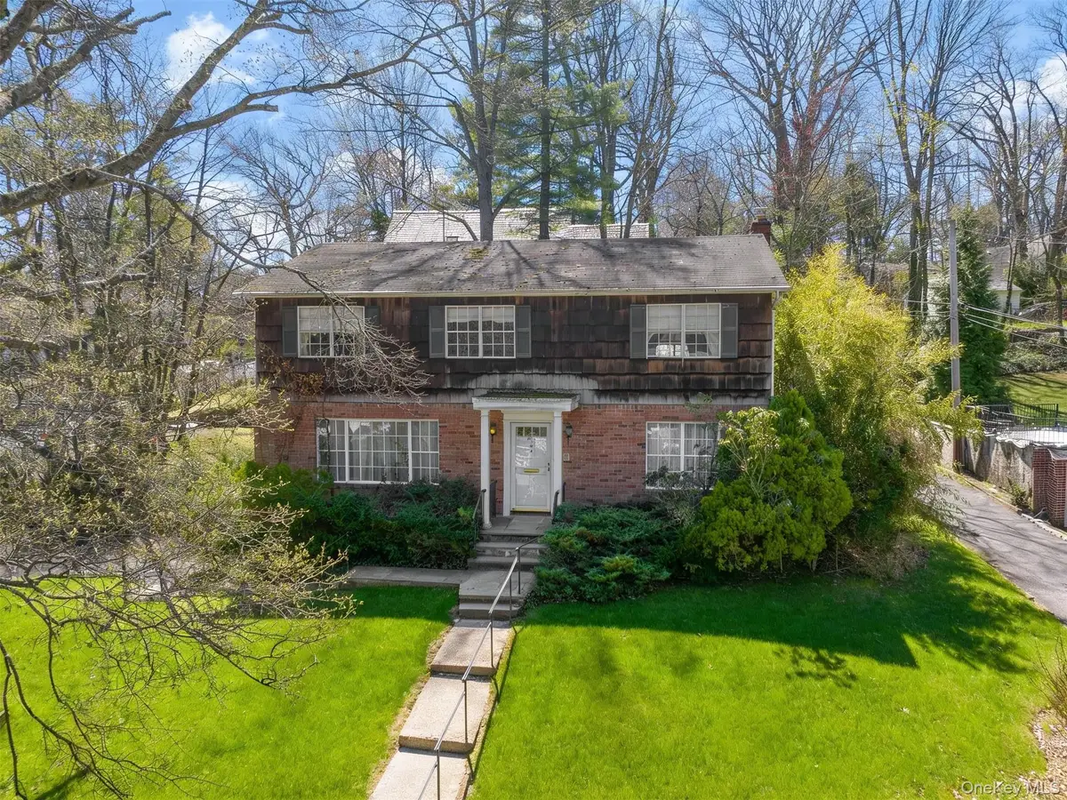 240 Shoreward Drive, Great Neck, NY 11021 - #1