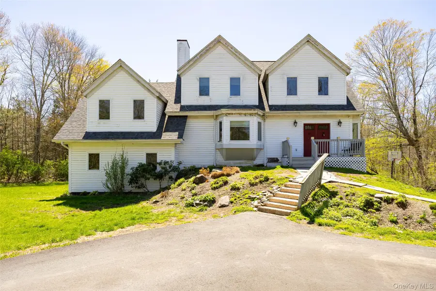 126 E Fallkill Road, Hyde Park, NY 12538 - #2