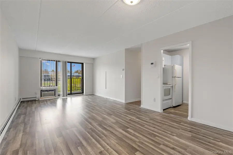 560 Halstead Avenue #3B, Harrison, NY 10528 - #3