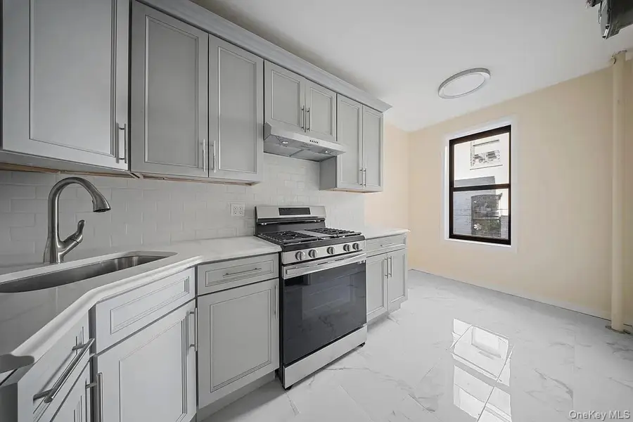 1372 Shakespeare Avenue #4C, Bronx, NY 10452 - #2