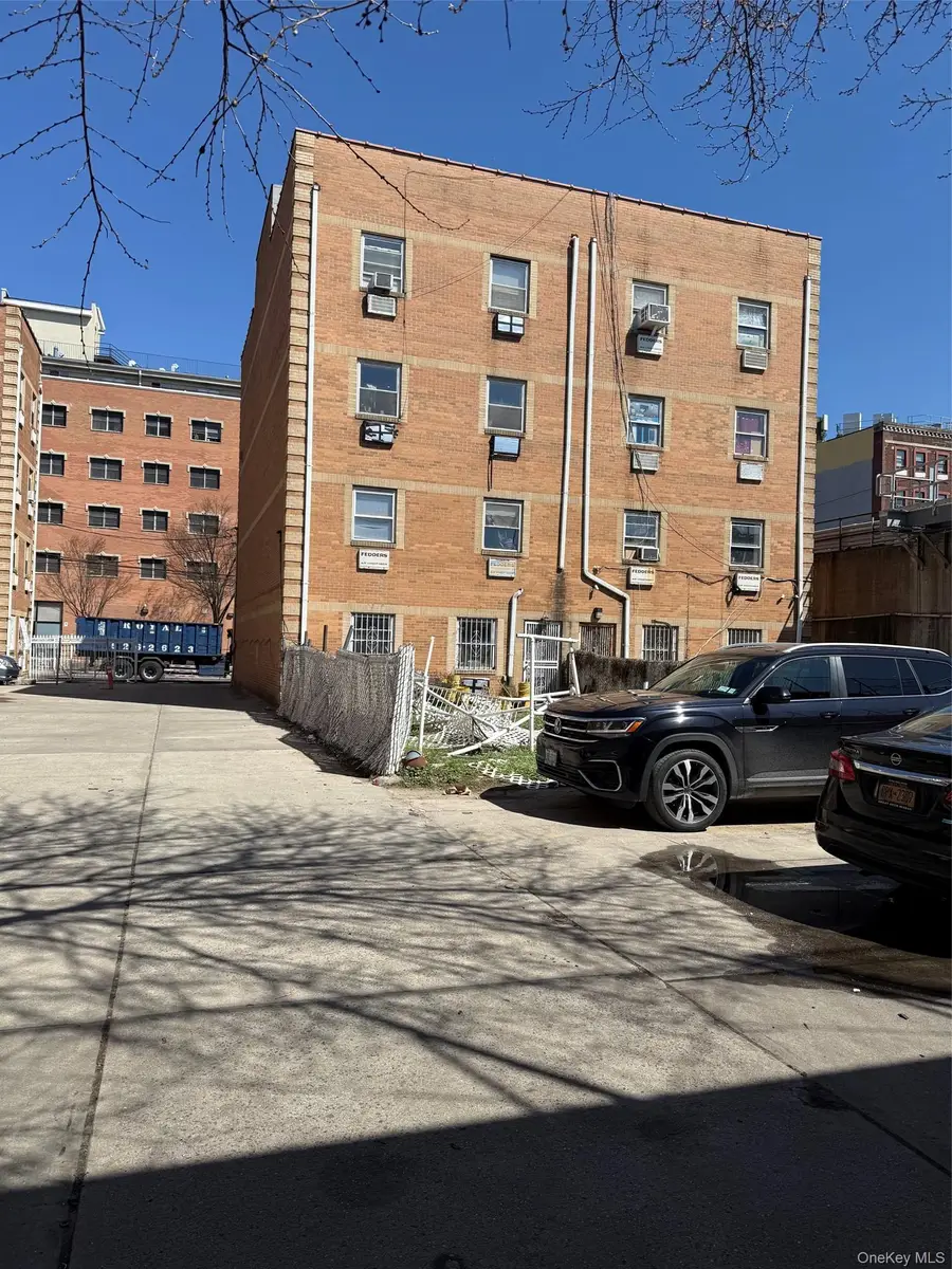 9318 170th Street, Jamaica, NY 11433 - #2