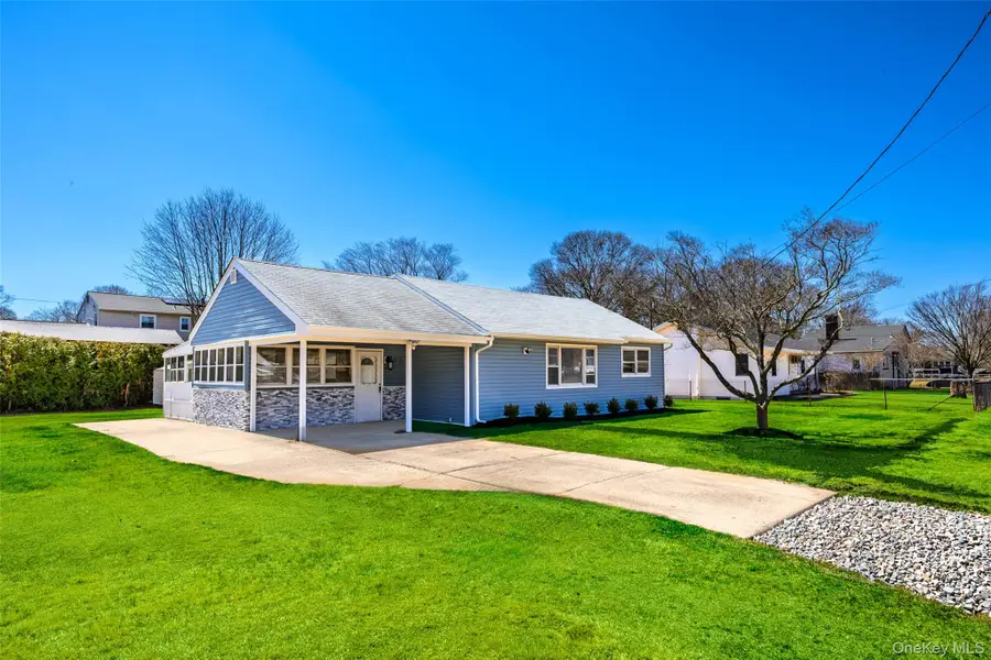 32 Flintlock Drive, Shirley, NY 11967 - #2