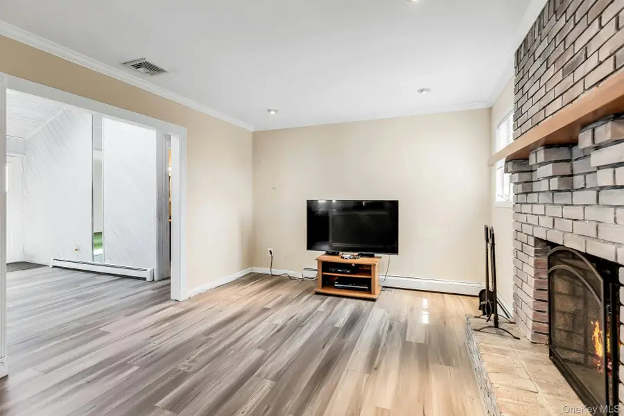 760 Hubal Street, Bohemia, NY 11716 - #3