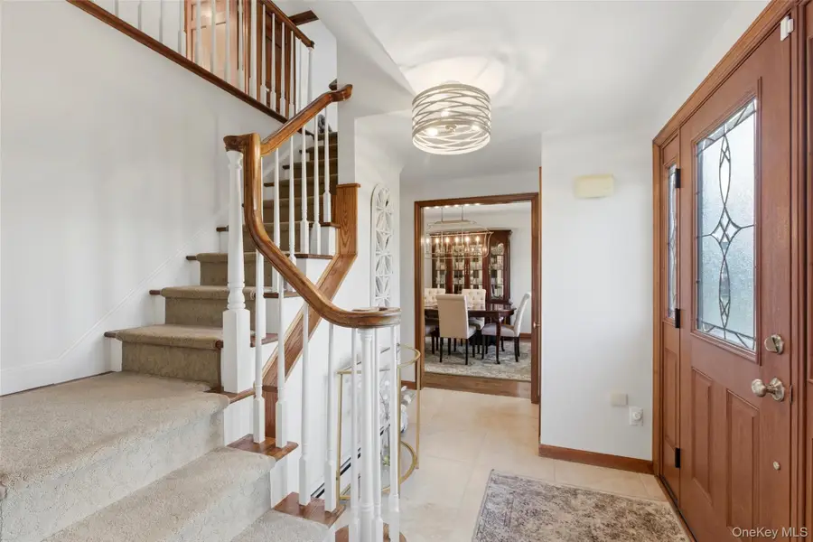 33 Tulip Hill Lane, South Setauket, NY 11720 - #3