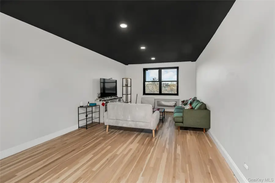 75 W 238th Street #3H, Bronx, NY 10463 - #3