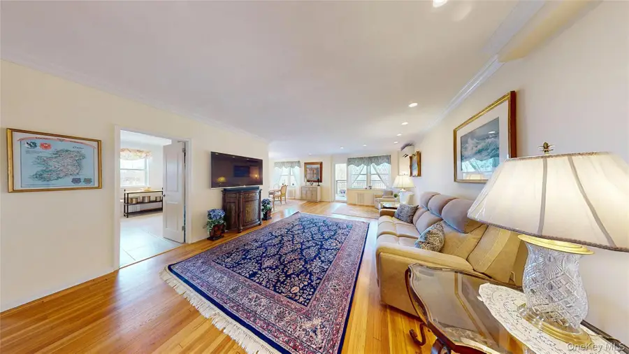 162-01 Powells Cove Boulevard #5G, Beechhurst, NY 11357 - #3