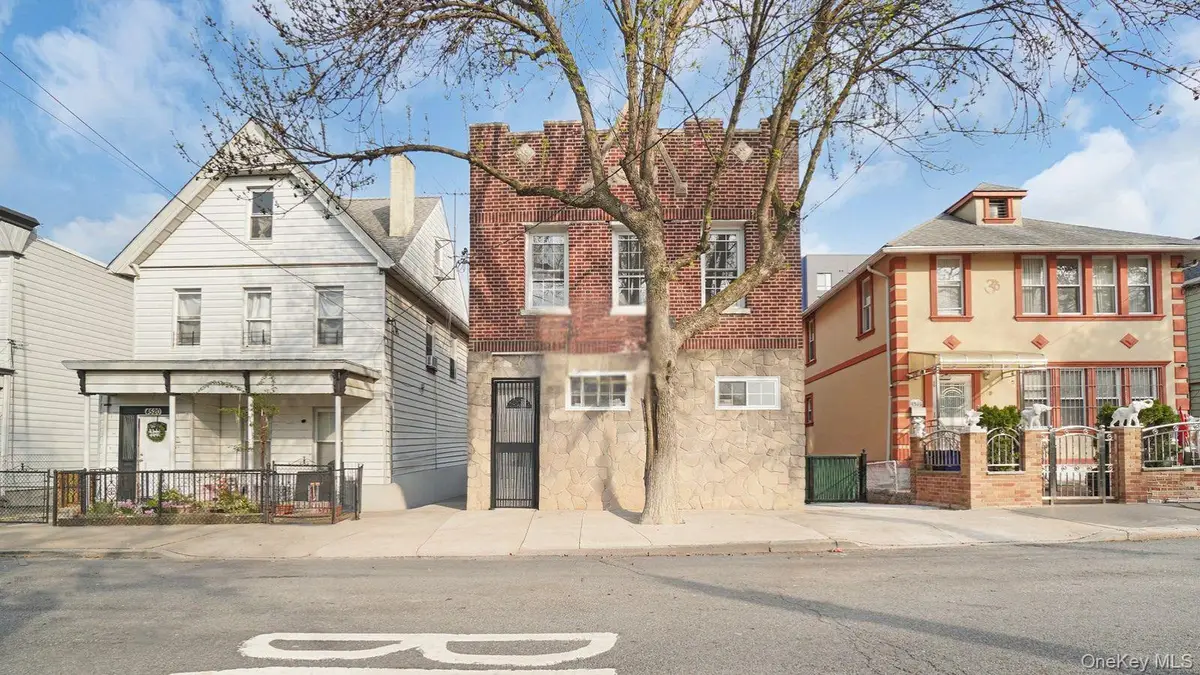 4518 Richardson Avenue, Bronx, NY 10470 - #1
