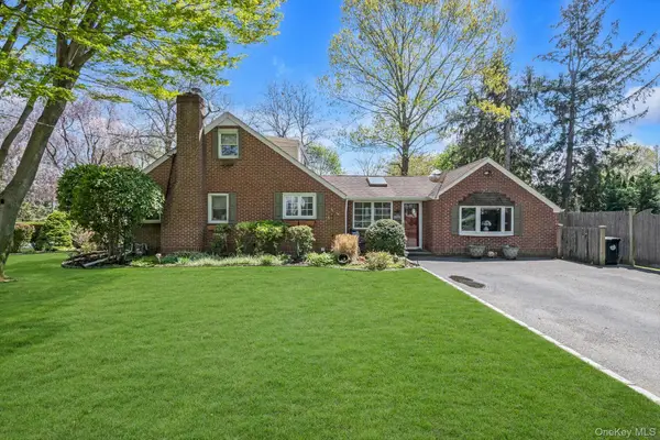 49 Grant Street, East Northport, NY 11731