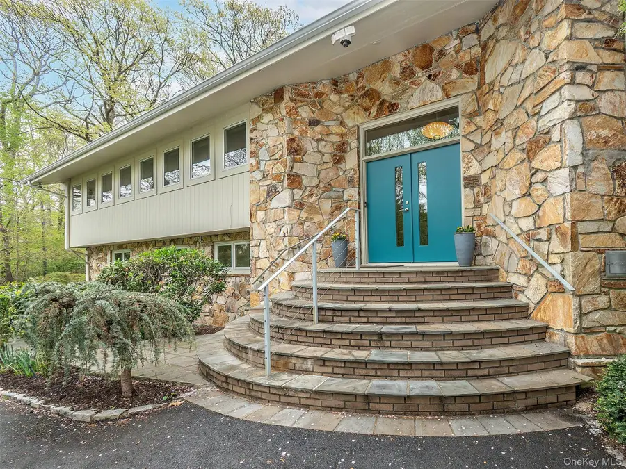 7 Southeast Road, Sands Point, NY 11050 - #2