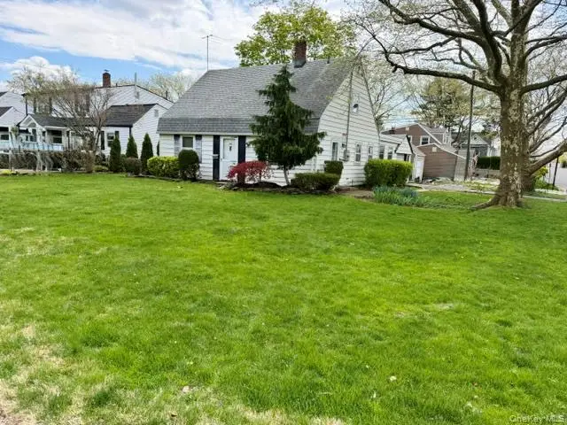 256 Curtis Avenue, Carle Place, NY 11514 - #1