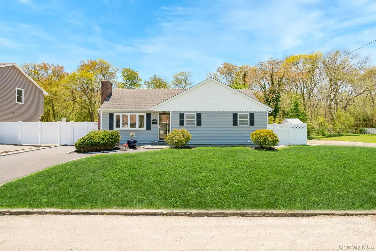 344 Atlantic Avenue, Bay Shore, NY 11706 - #1