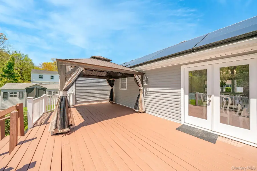 344 Atlantic Avenue, Bay Shore, NY 11706 - #2