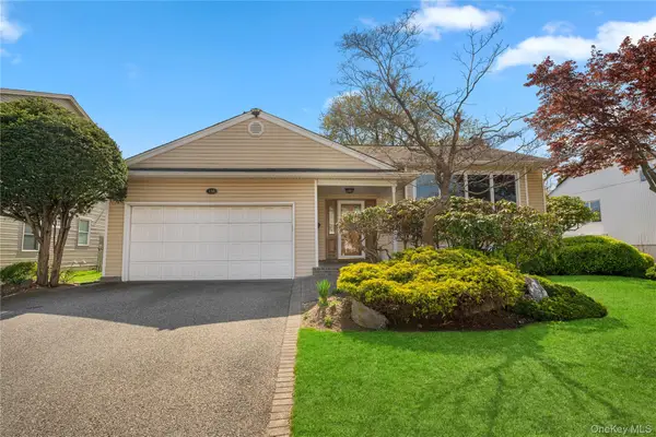 150 Roxton Road, Plainview, NY 11803