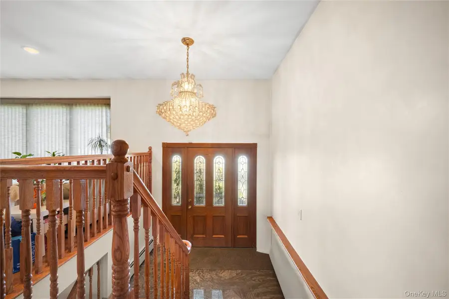 150 Roxton Road, Plainview, NY 11803 - #2