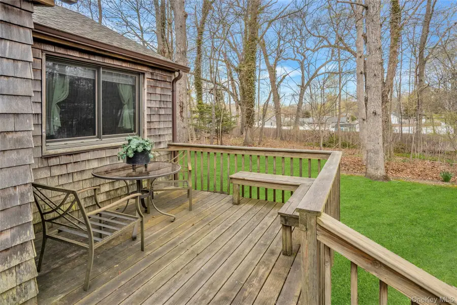 16 Nymph Road, Rocky Point, NY 11778 - #3