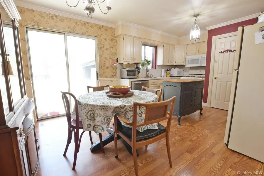 78 N Bicycle Path, Selden, NY 11784 - #3