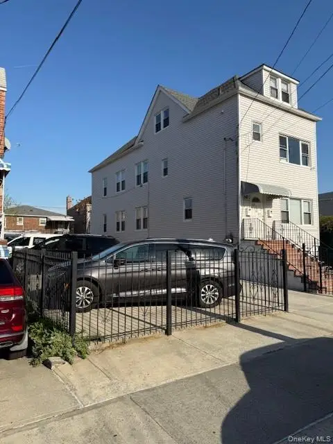 2710 Lurting Avenue, Bronx, NY 10469 - #2