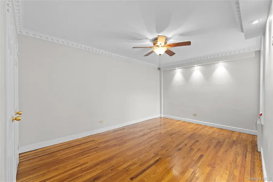 67-30 Clyde Street #5B, Forest Hills, NY 11375 - #3