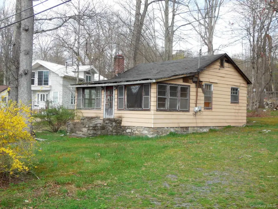 213 Lake Shore Drive, Pine Bush, NY 12566 - #2
