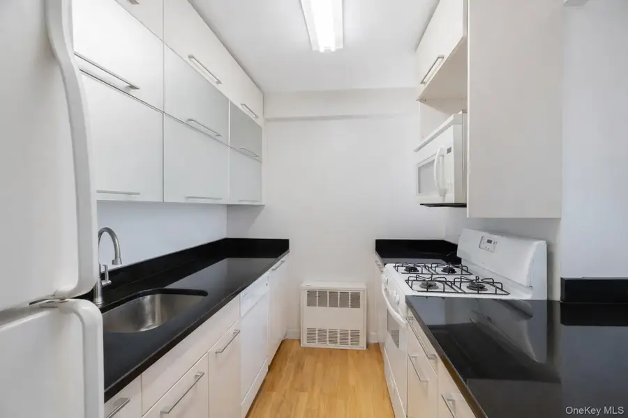 1065 Vermont Street #7J, Brooklyn, NY 11207 - #2