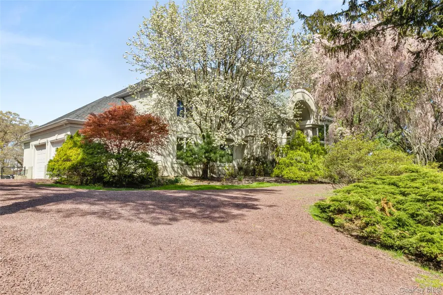 379 Smith Road, Ronkonkoma, NY 11779 - #3
