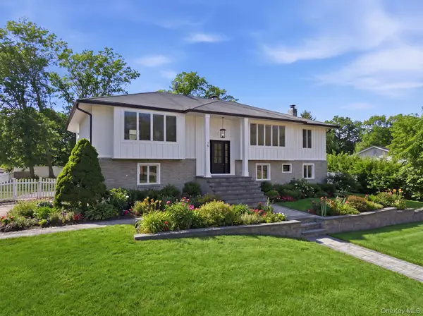 15 Arleigh Road, East Northport, NY 11731