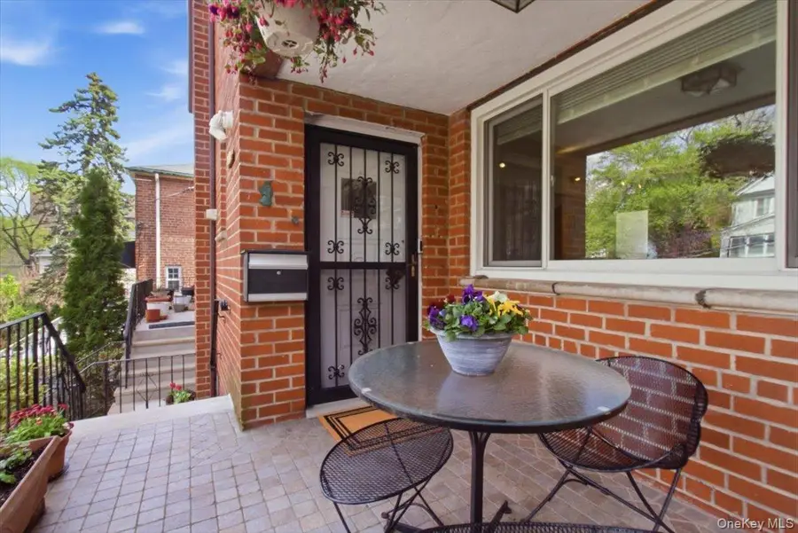 228 W 260th Street, Bronx, NY 10471 - #2