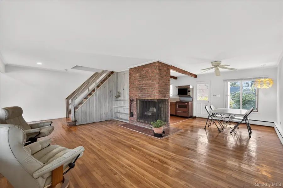 23 Pell Terrace, Garden City, NY 11530 - #3