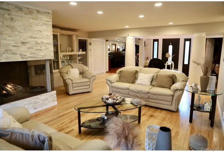 411 S Chelsea Road, White Plains, NY 10603 - #2