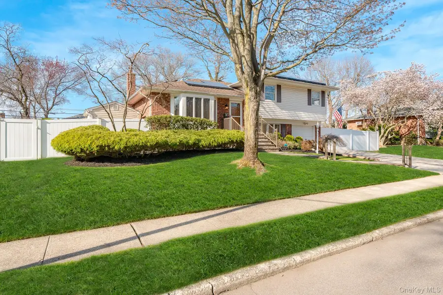 33 Parkdale Drive, Farmingdale, NY 11735 - #3