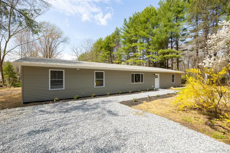 7 Eckelman Drive, Hyde Park, NY 12538 - #3