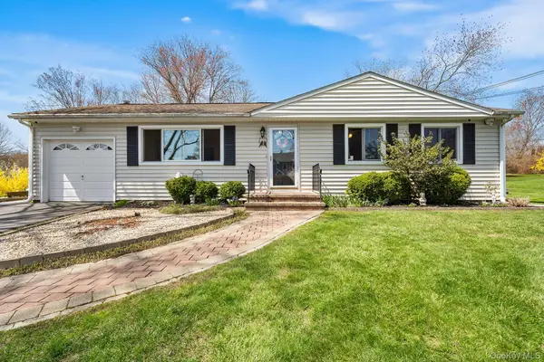 3453 Flanders Drive, Yorktown Heights, NY 10598