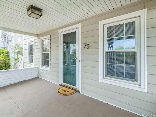 75 Grove Street, Glenwood Landing, NY 11547 - #3