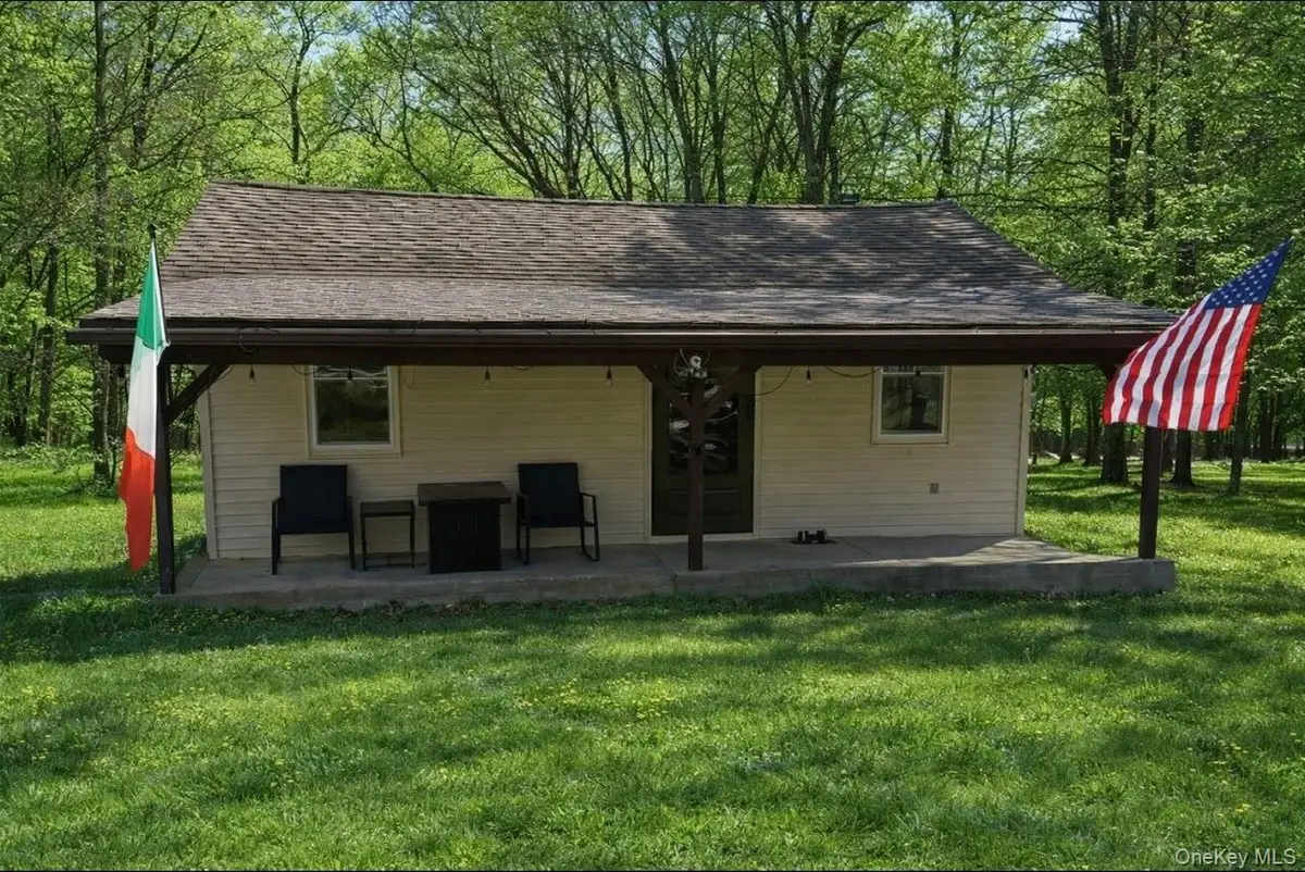 302 Lake Road, Salisbury Mills, NY 12577 - #1