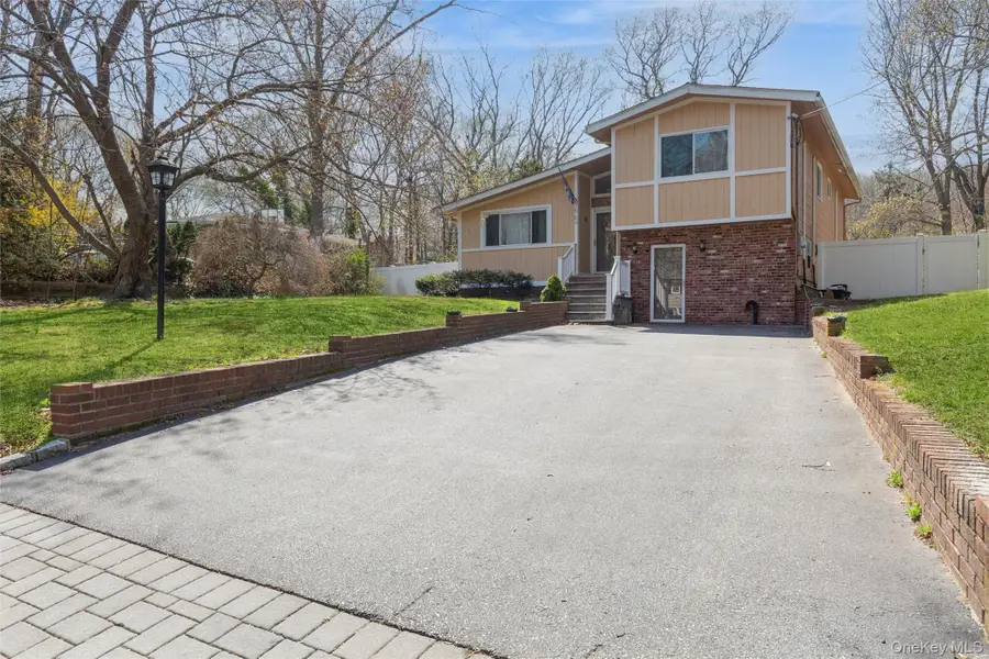 8 Water Road, Rocky Point, NY 11778 - #2