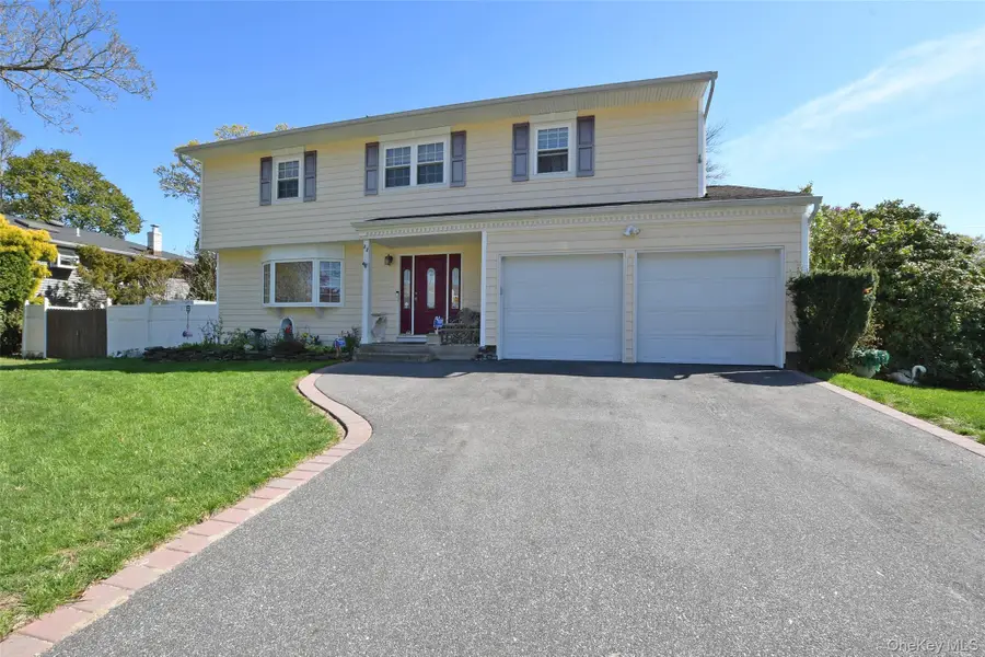 22 Clymer Street, Terryville, NY 11776 - #2