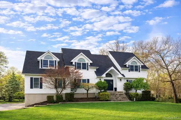 6 Dunderberg Road, Tomkins Cove, NY 10986