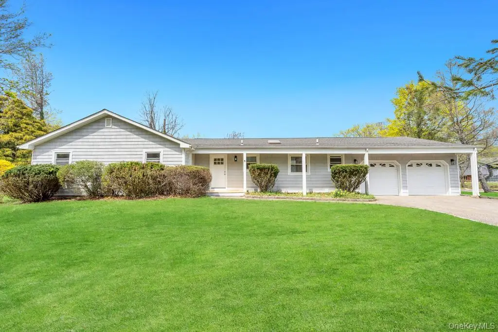 5 Julia Circle, East Setauket, NY 11733 - #1