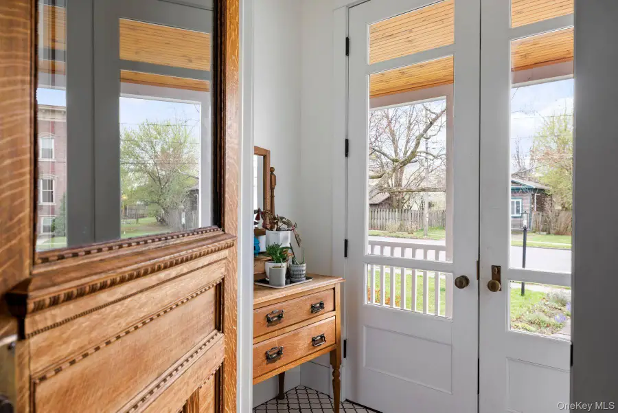 9 Lafayette Street, Saugerties, NY 12477 - #3