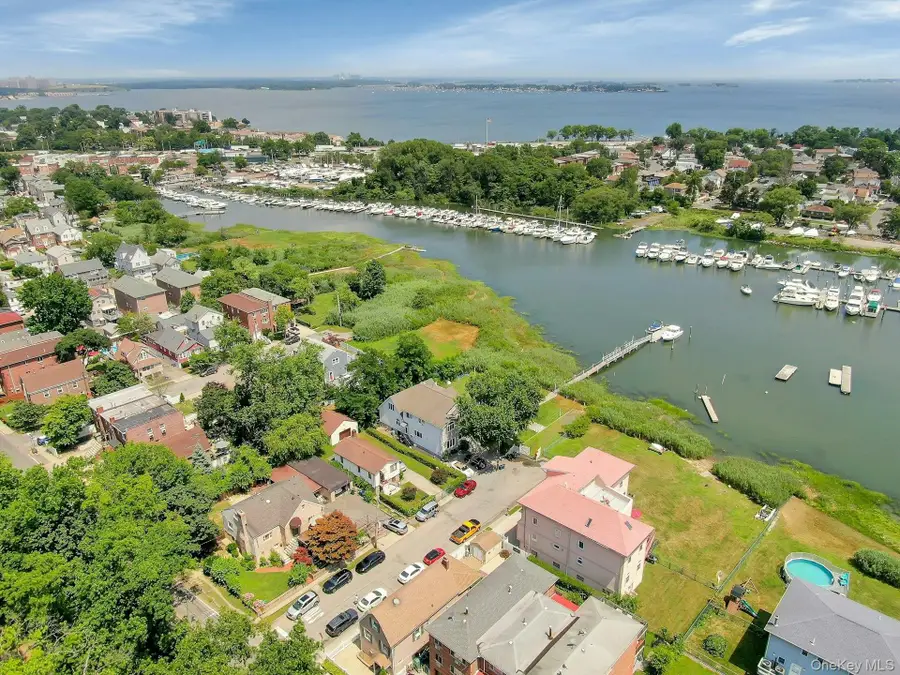 3086 Giegerich Place, Bronx, NY 10465 - #3