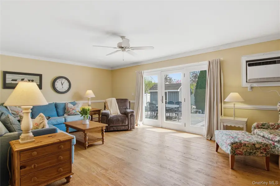 44 Magnolia Street, Westbury, NY 11590 - #3