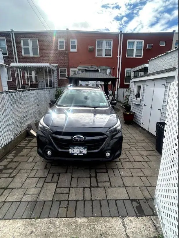 65-41 77th Place, Middle Village, NY 11379 - #2