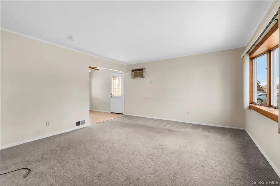 51 Audrey Avenue, Plainview, NY 11803 - #3