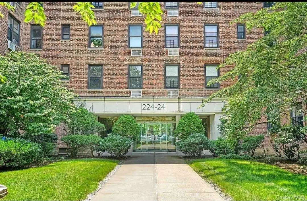 224-24 Union Turnpike #1R, Oakland Gardens, NY 11314 - #1